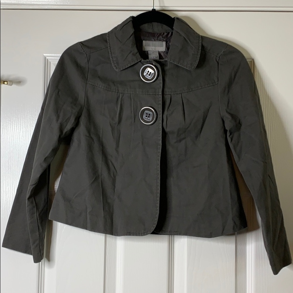 Lili Cropped Oversized Button Jacket